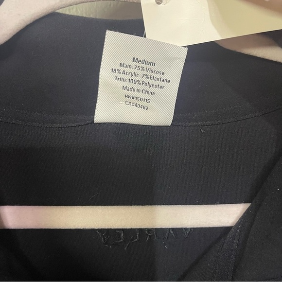 NWT•Varley•Roeder Half Zip Midlayer•Black•Size Medium - Picture 4 of 9